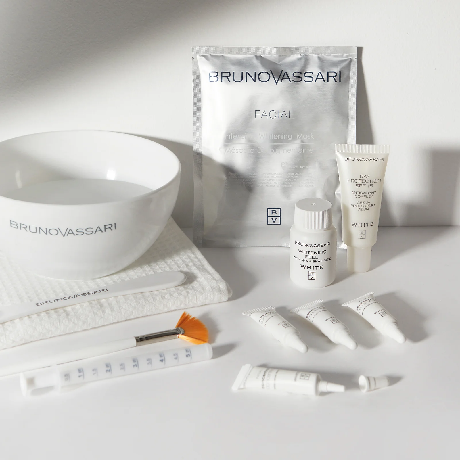 Linea White Bruno Vassari